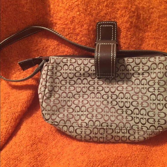 Small purse used a few times - Picture 2 of 2