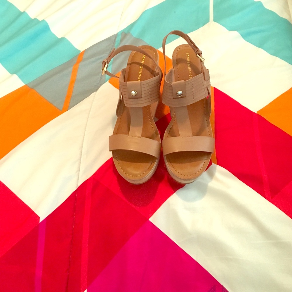 Camel colored wedge sandal... Tommy Hilfiger