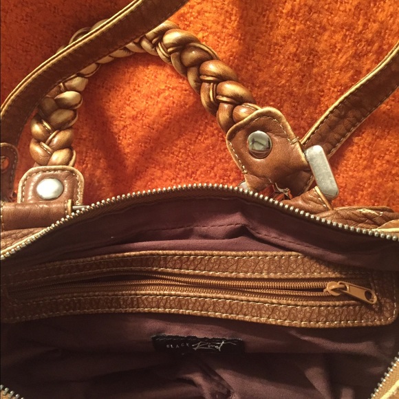 Nice hand bag used a few times - Picture 2 of 3