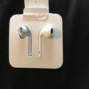 iPhone earbuds