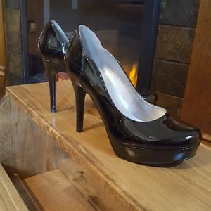 Platform GUESS Heels