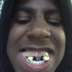 Meet your Posher, Malik