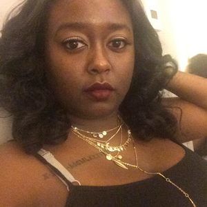 Meet your Posher, Bianca