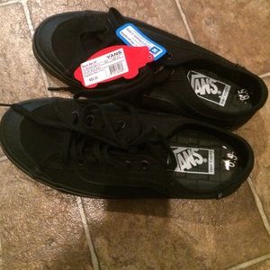 Black vans