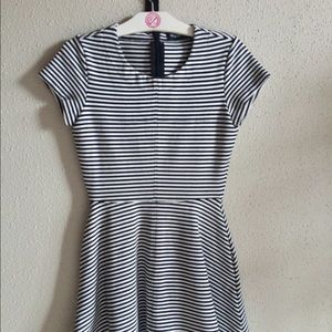 Kate Spade Saturday Stripped Dress with Pockets!