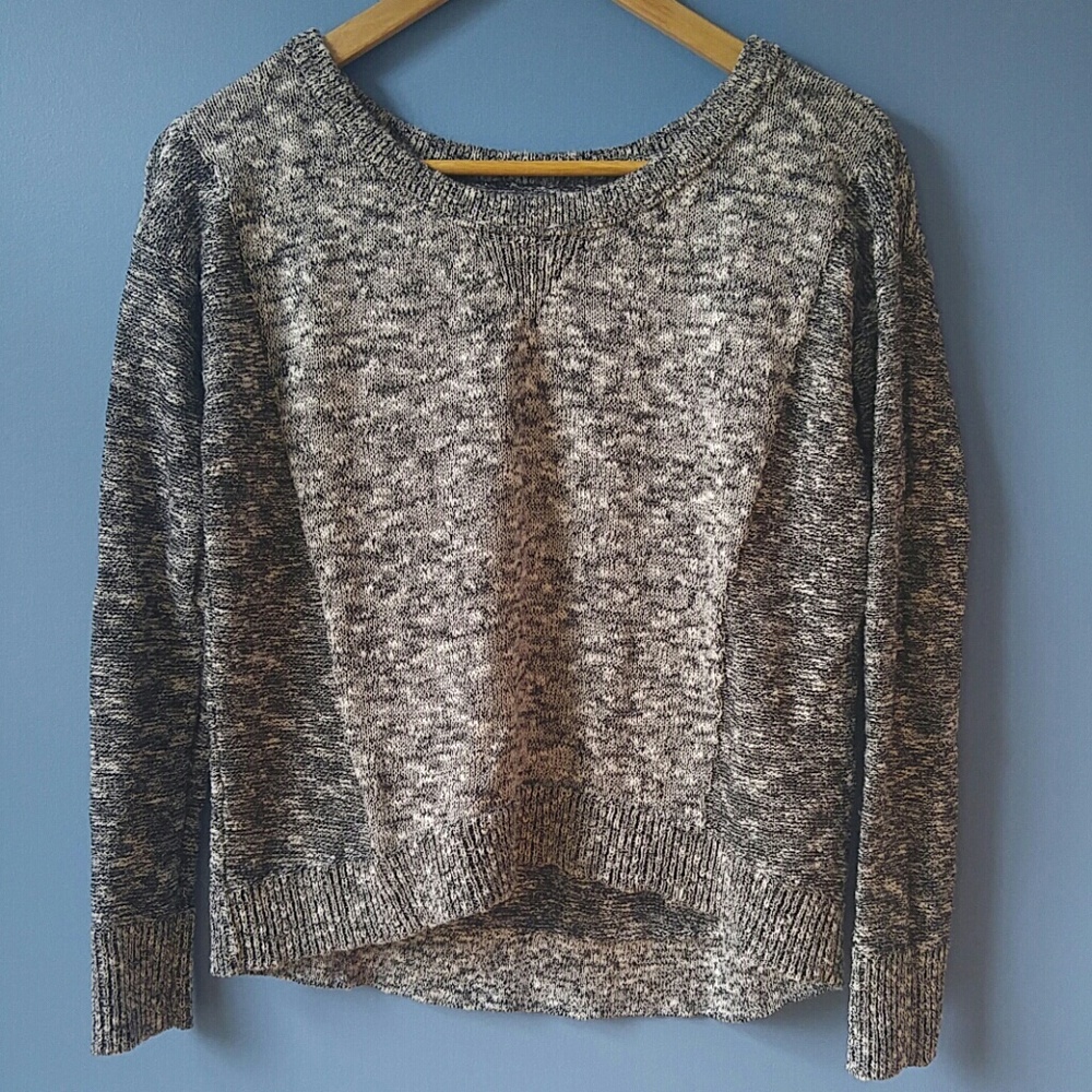 American eagle crew neck sweater