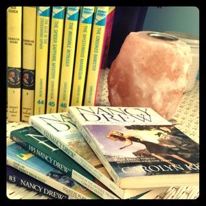 Vintage and newer Nancy Drew novels