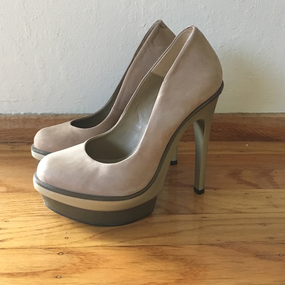 Carvela (Kurt Geiger) Nude Stiletto Heels -size 38