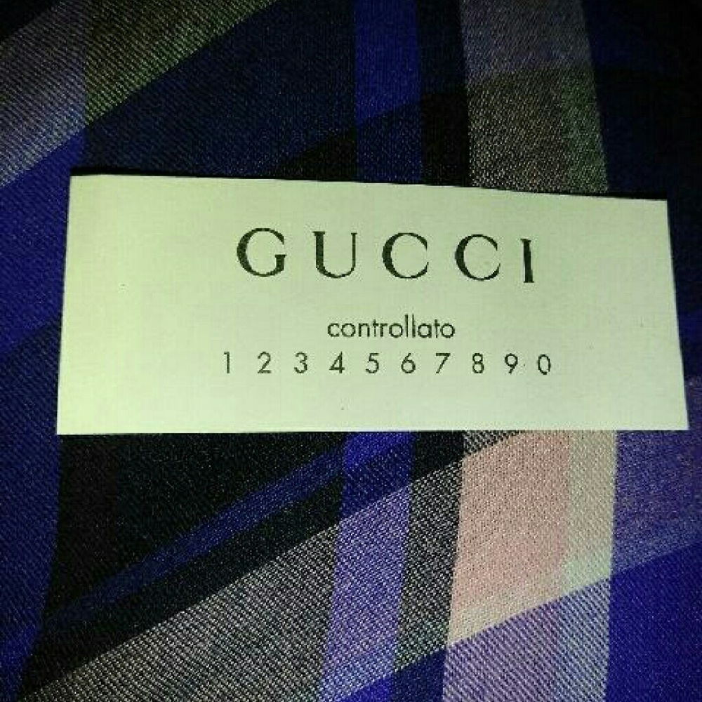 Extra pics of gucci crossbody
