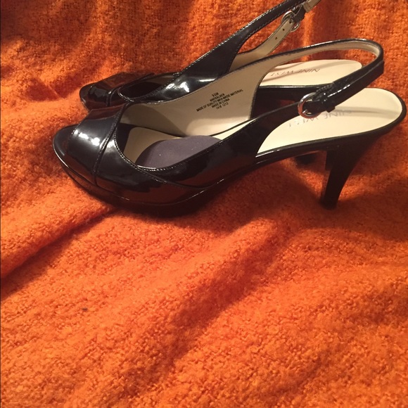 Shoes - Picture 2 of 2