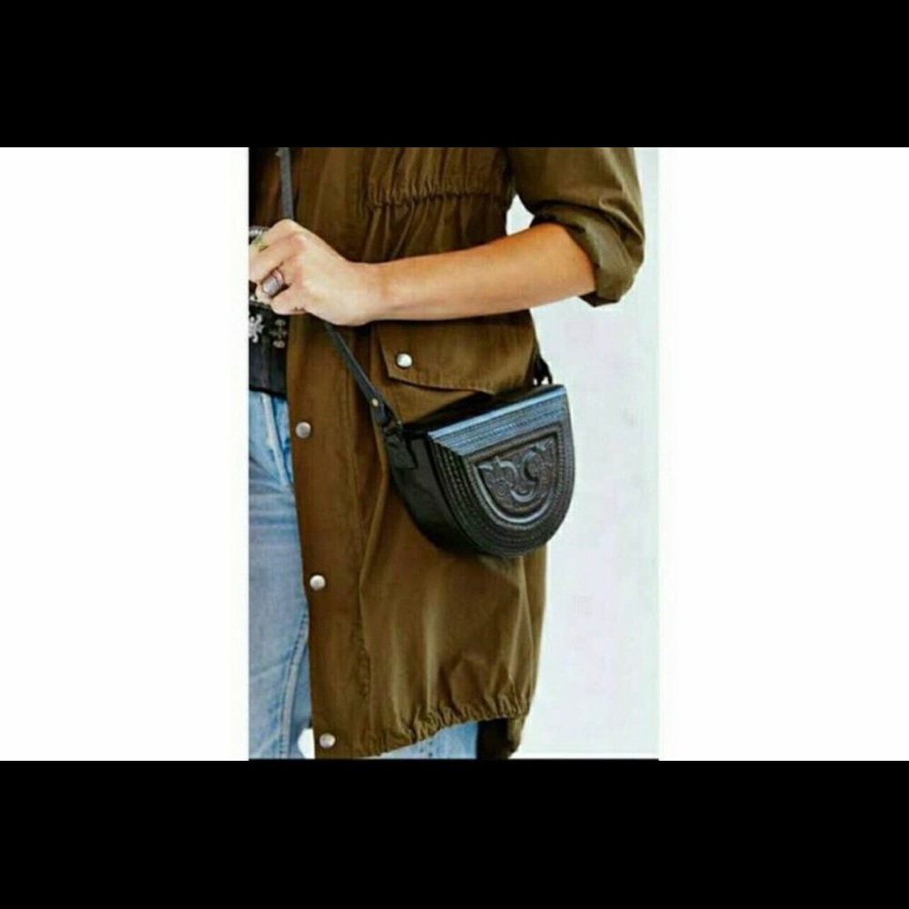 Beautiful real black leather ECOTE purse/used