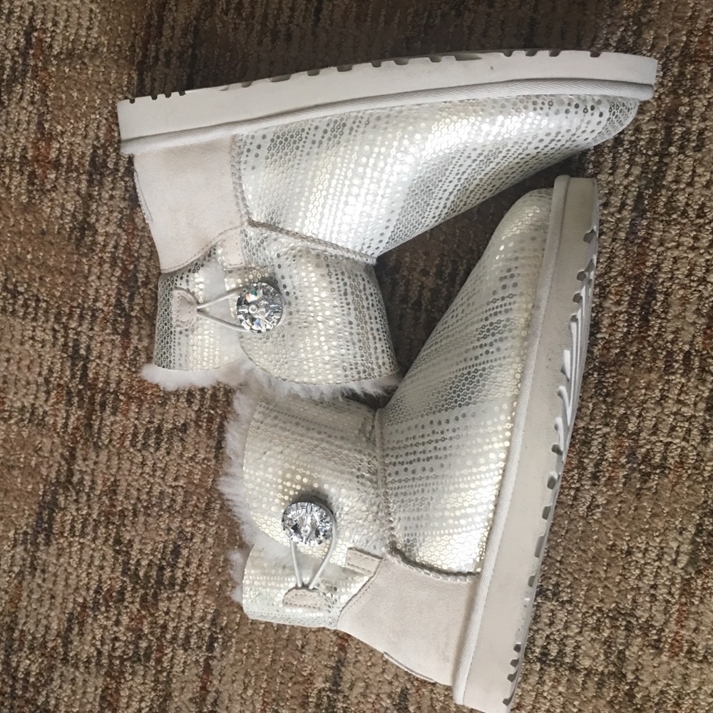 UGG Bailey Button Boot