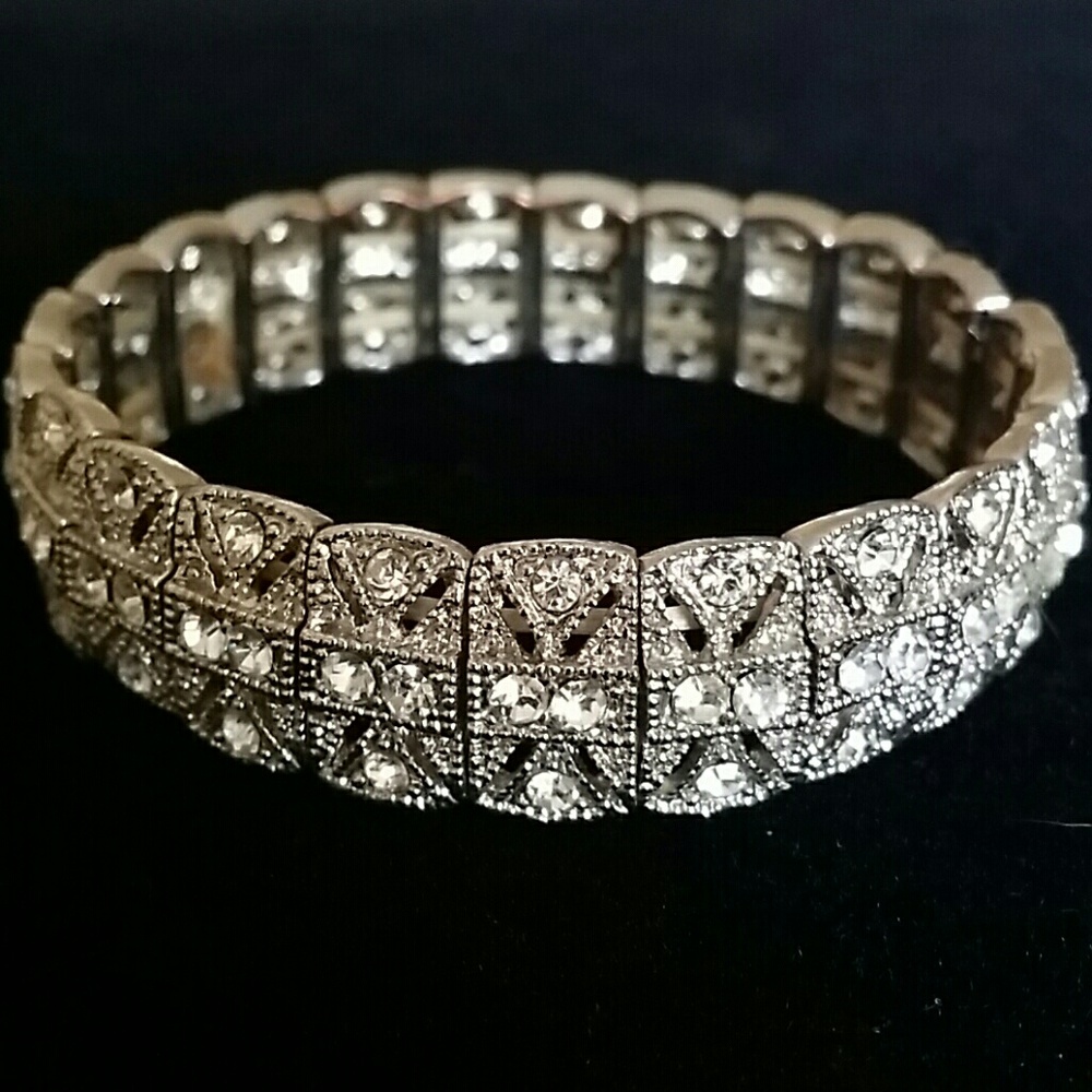 Antique looking expandable Bracelet