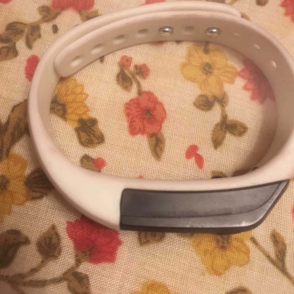 GNC fitness tracker brand new never used