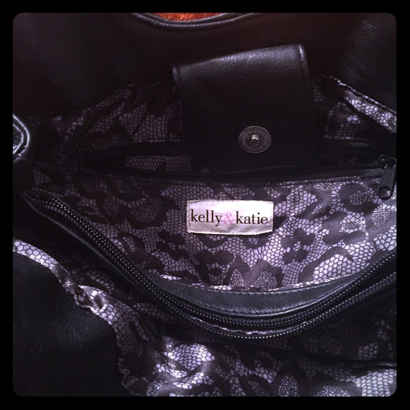 Pocket book - Picture 1 of 3