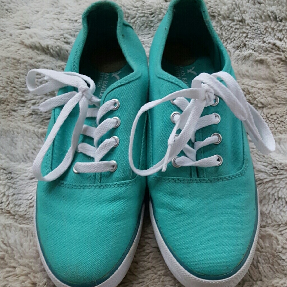 Blue keds from American eagle outfitters
