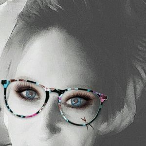 Meet your Posher, Jen