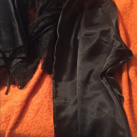 Silk sexy 3 piece set - Picture 3 of 4