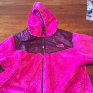 North Face Girls size XL-18 Pink hooded fleece.