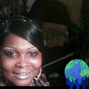 Meet your Posher, Kayeunpredictable