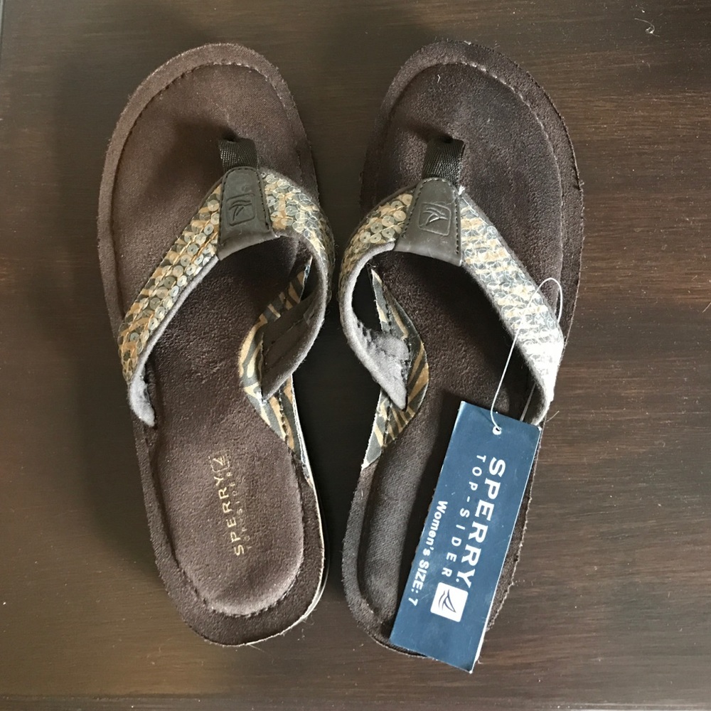 Sperry flip flops