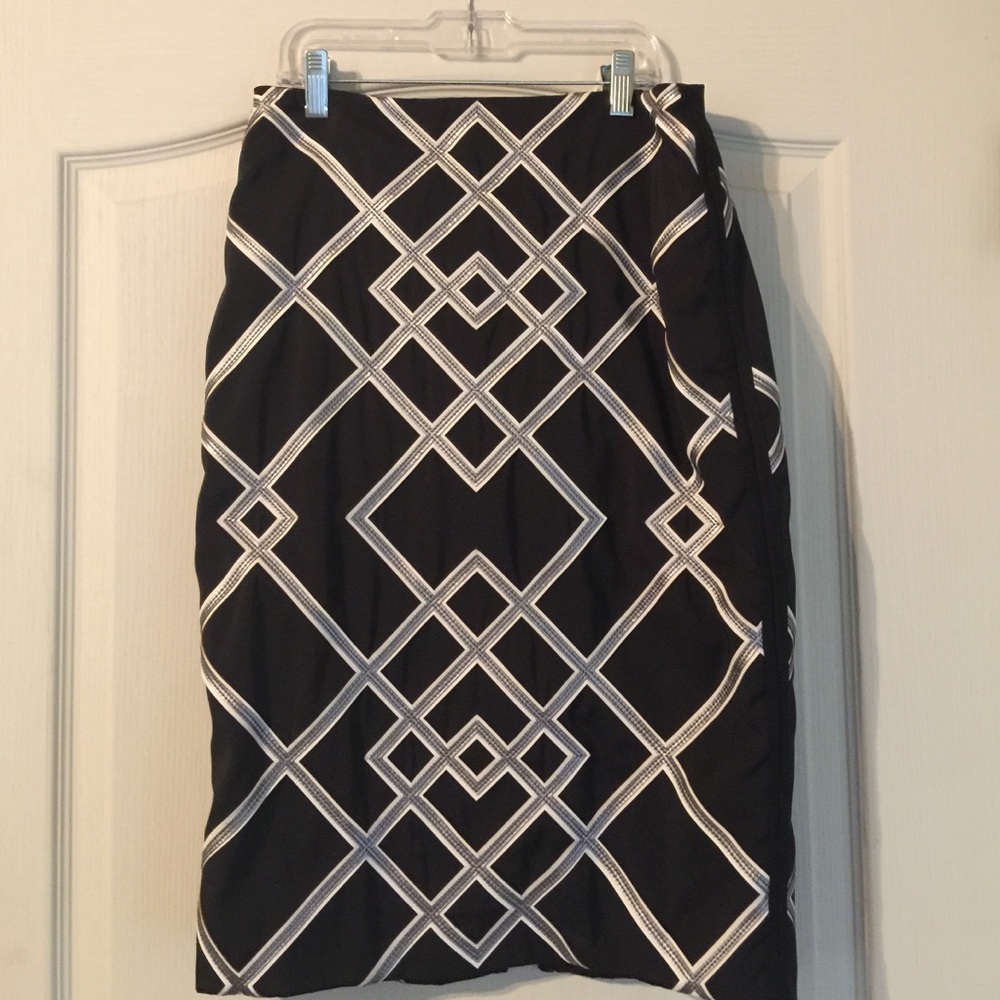 White House Black Market Skirt