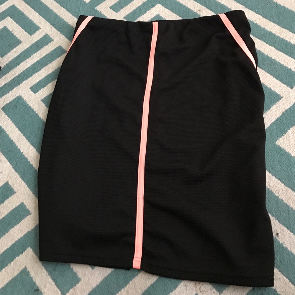 Black Fitted Skirt