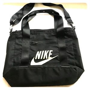 Nike small gym bag