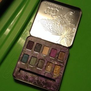 Urban decay eyeshadow palette