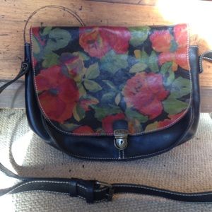 Patricia Nash cross body messenger type bag/purse