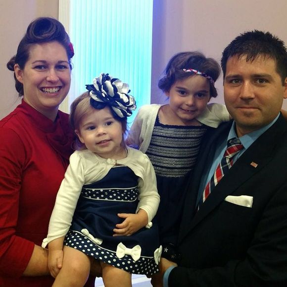 Meet your Posher, Kelli - Picture 1 of 1