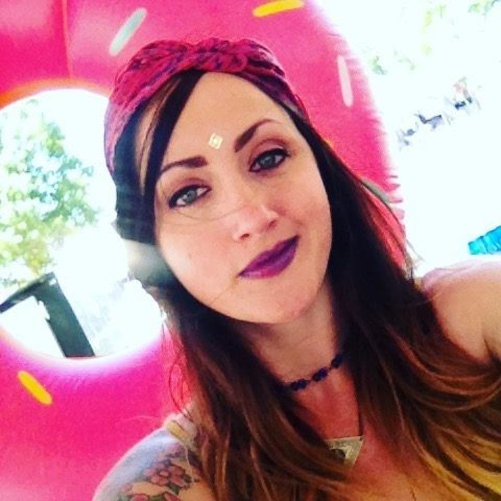 Meet your Posher, Alisha