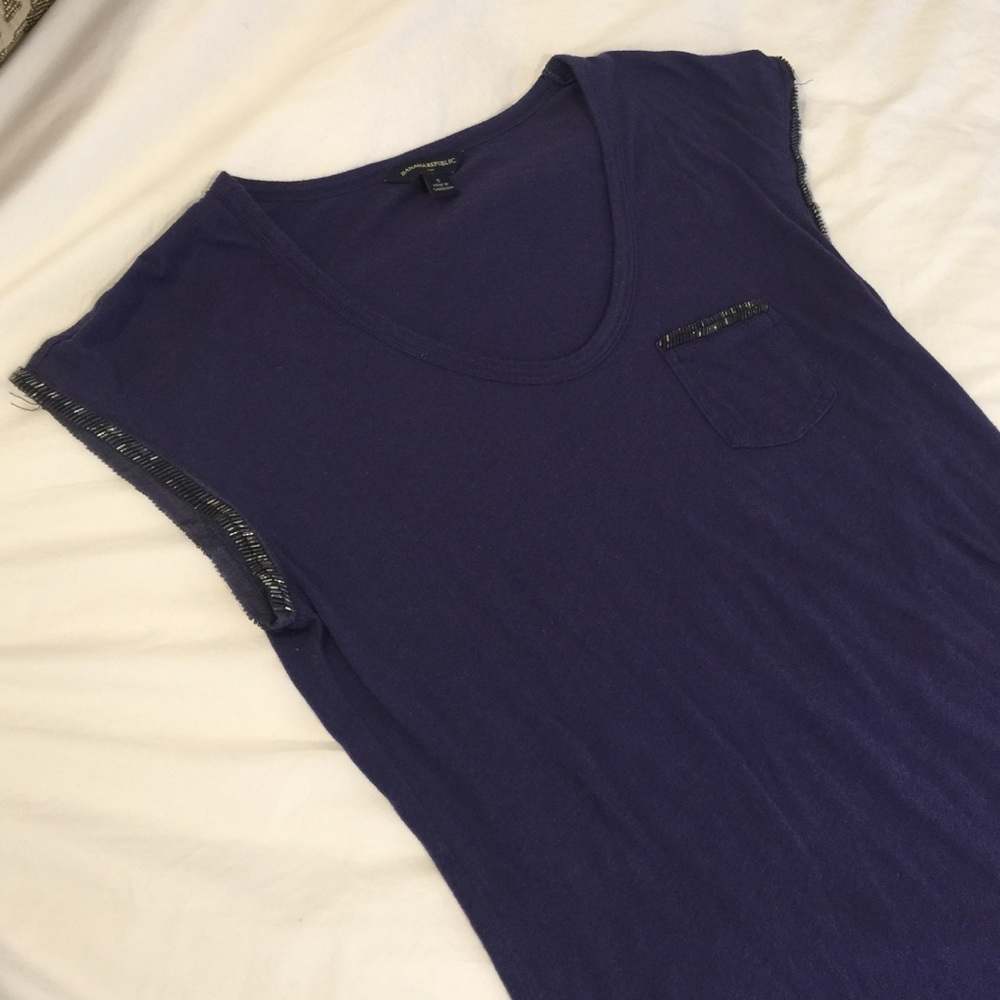 Banana Republic tee shirt with bead detail