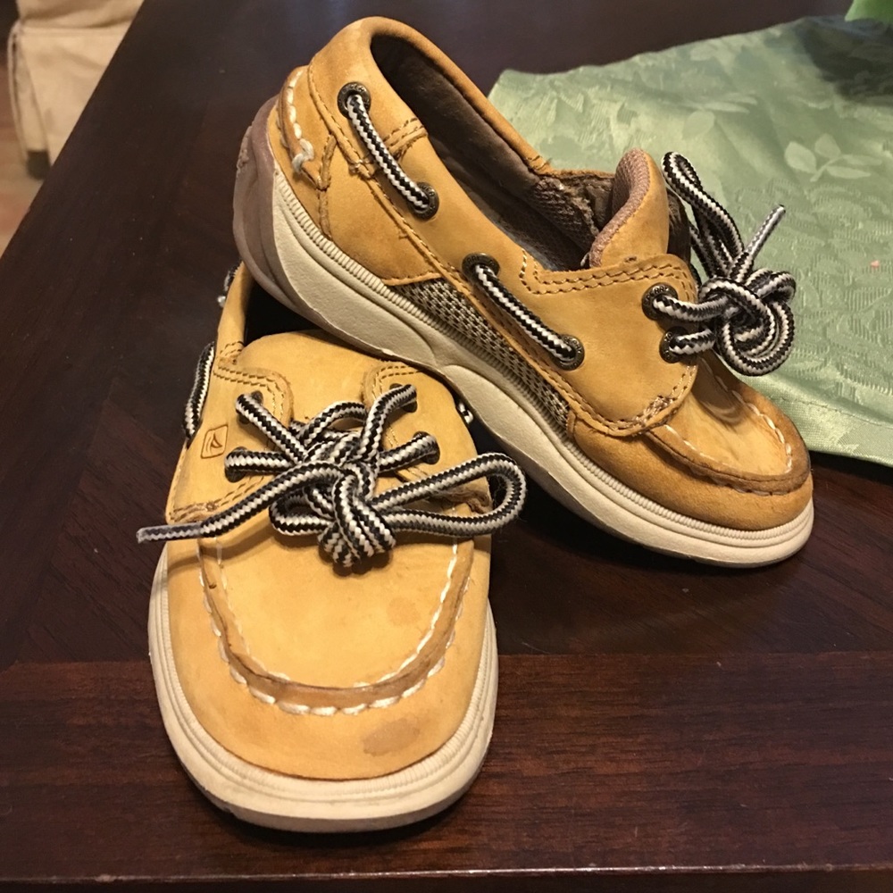 Toddler casual shoes
