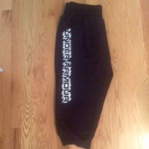 Under Armour Black Capri Joggers