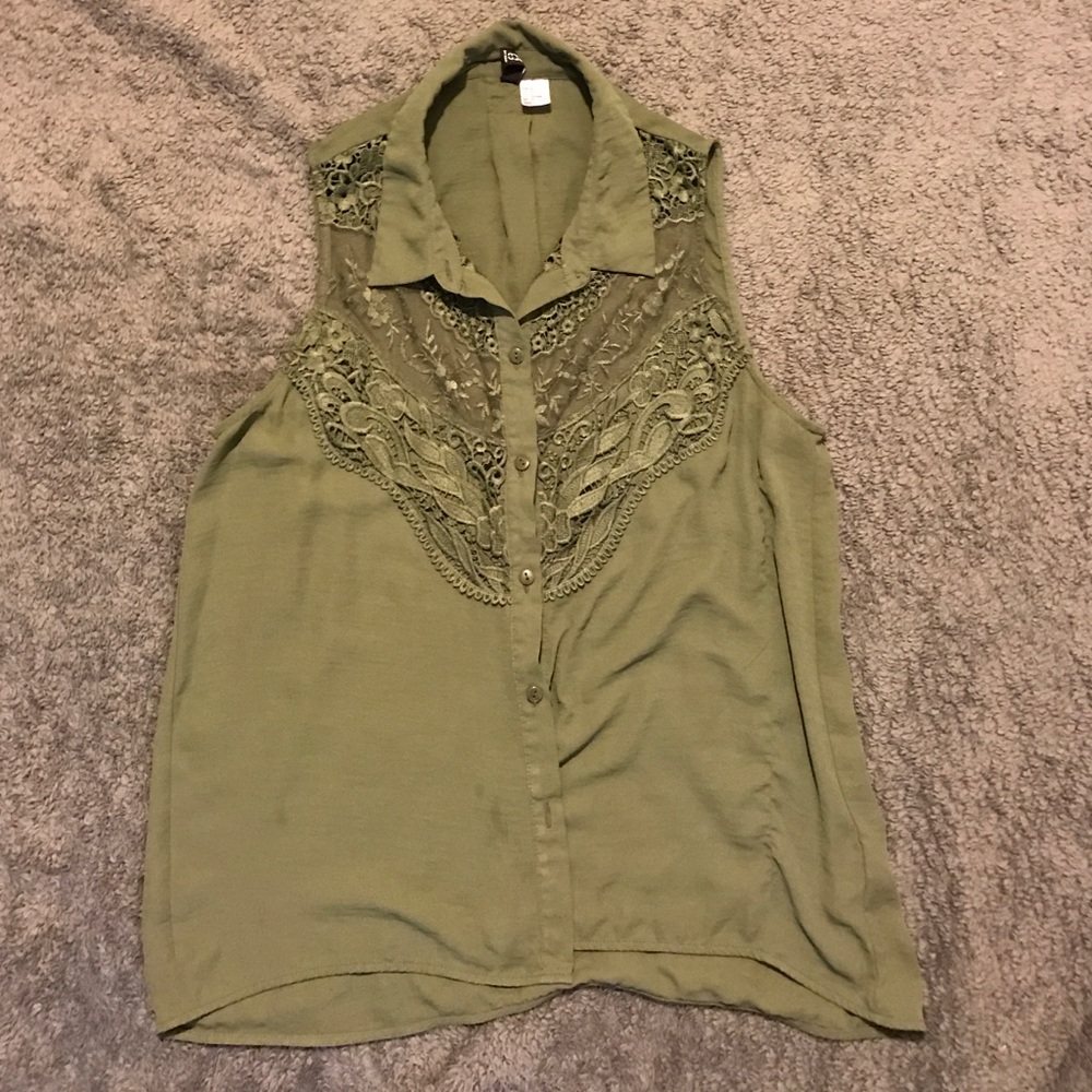 Green button down blouse.