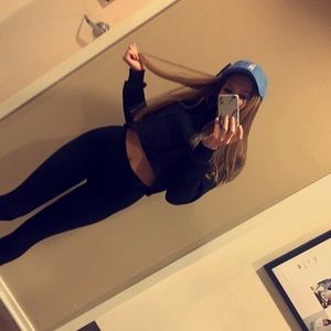 Meet your Posher, Brenna