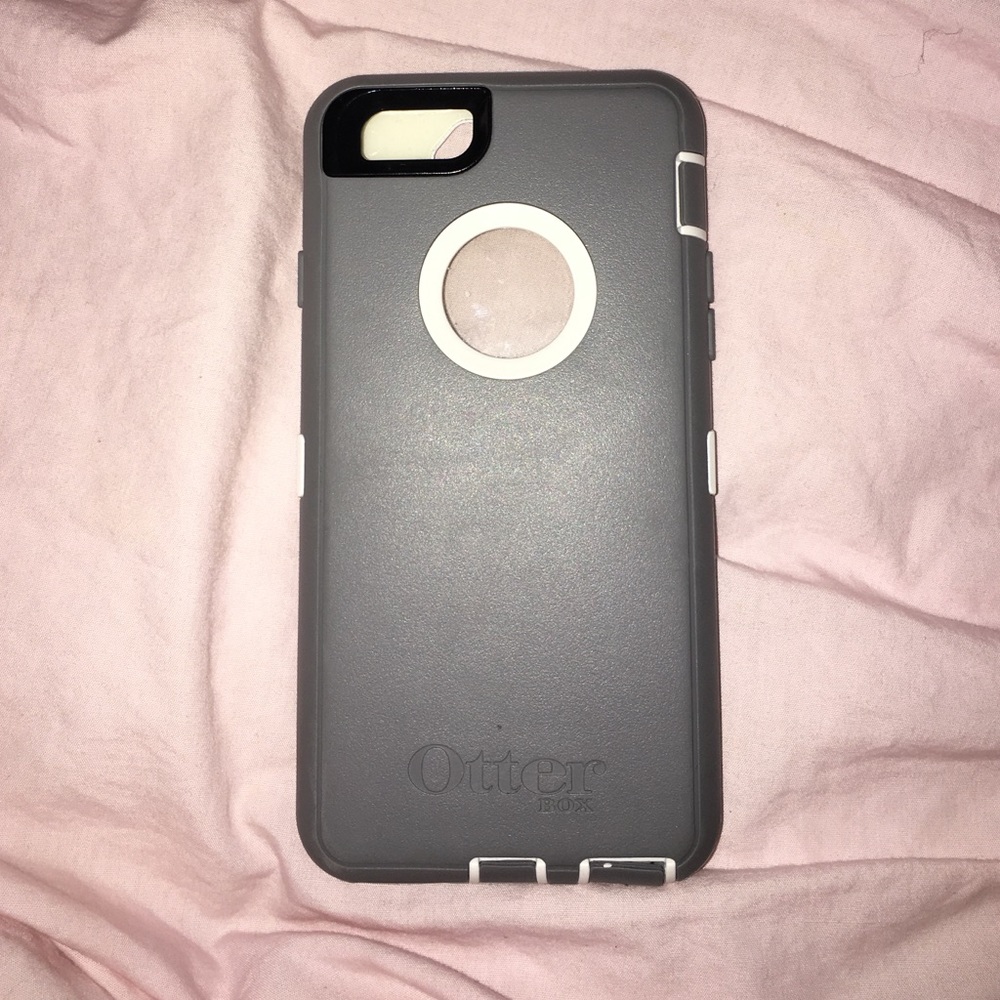 iPhone 6s otter box