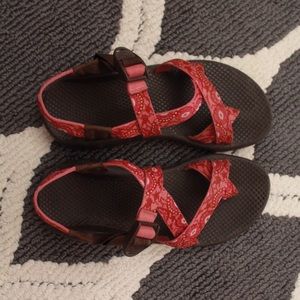 women's chacos
