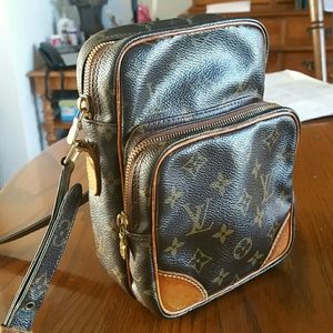 Louis Vuitton Amazon Crossbody