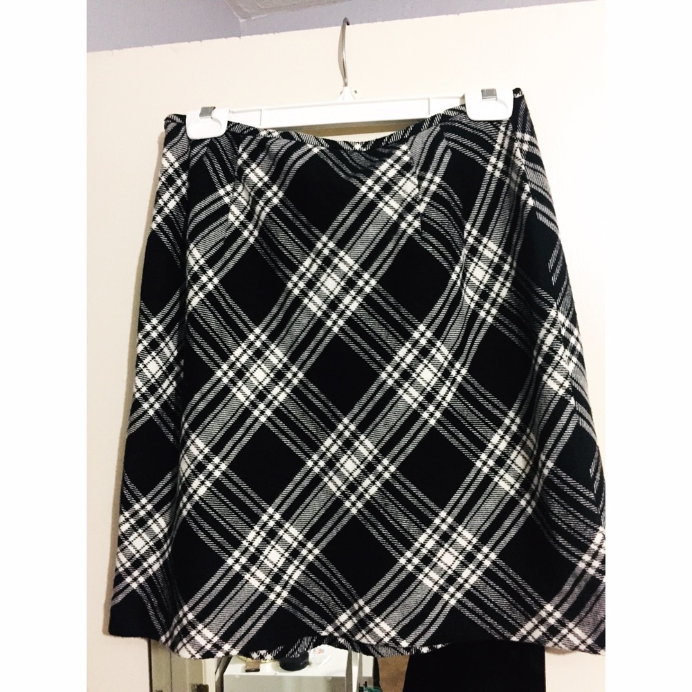 Black and White Plaid Pencil Skirt