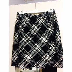 Black and White Plaid Pencil Skirt