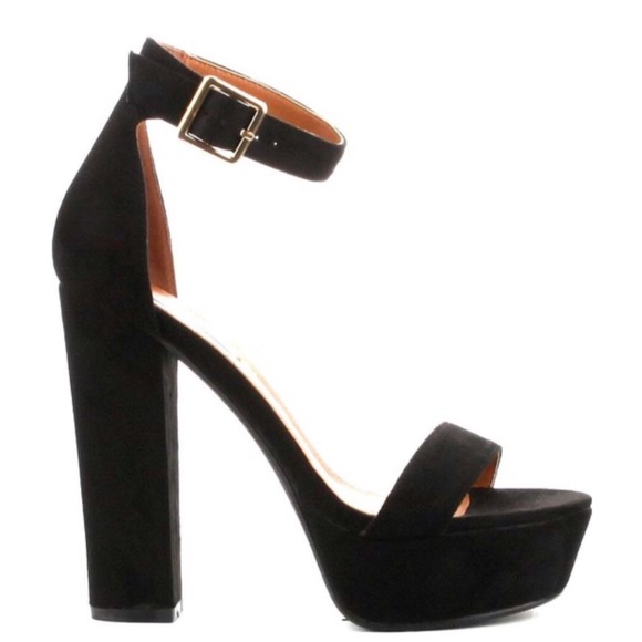 CLEARANCE// LAST1// Ankle Strap Platforms - Picture 2 of 3