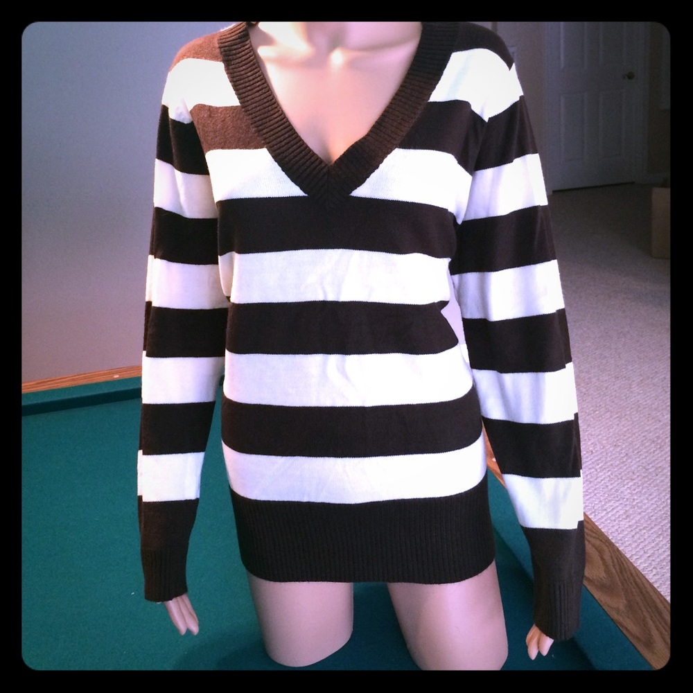 Caroline Taylor V-neck sweater-XL
