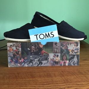 Black Toms