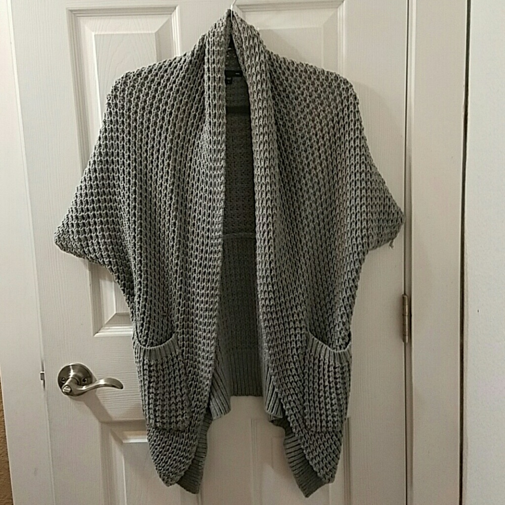 Gap oversized cozy cardigan shrug