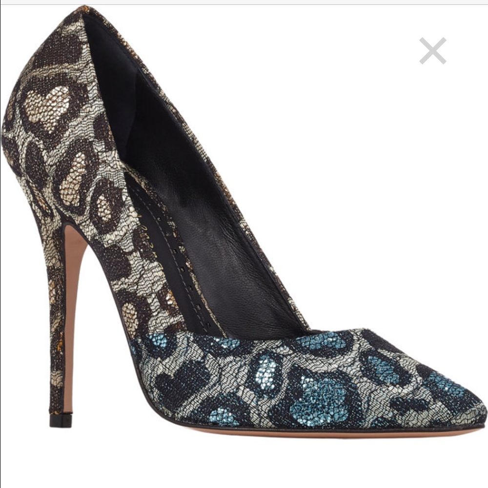 JEAN-MICHEL CAZABAT
Jacquard Erika Pumps