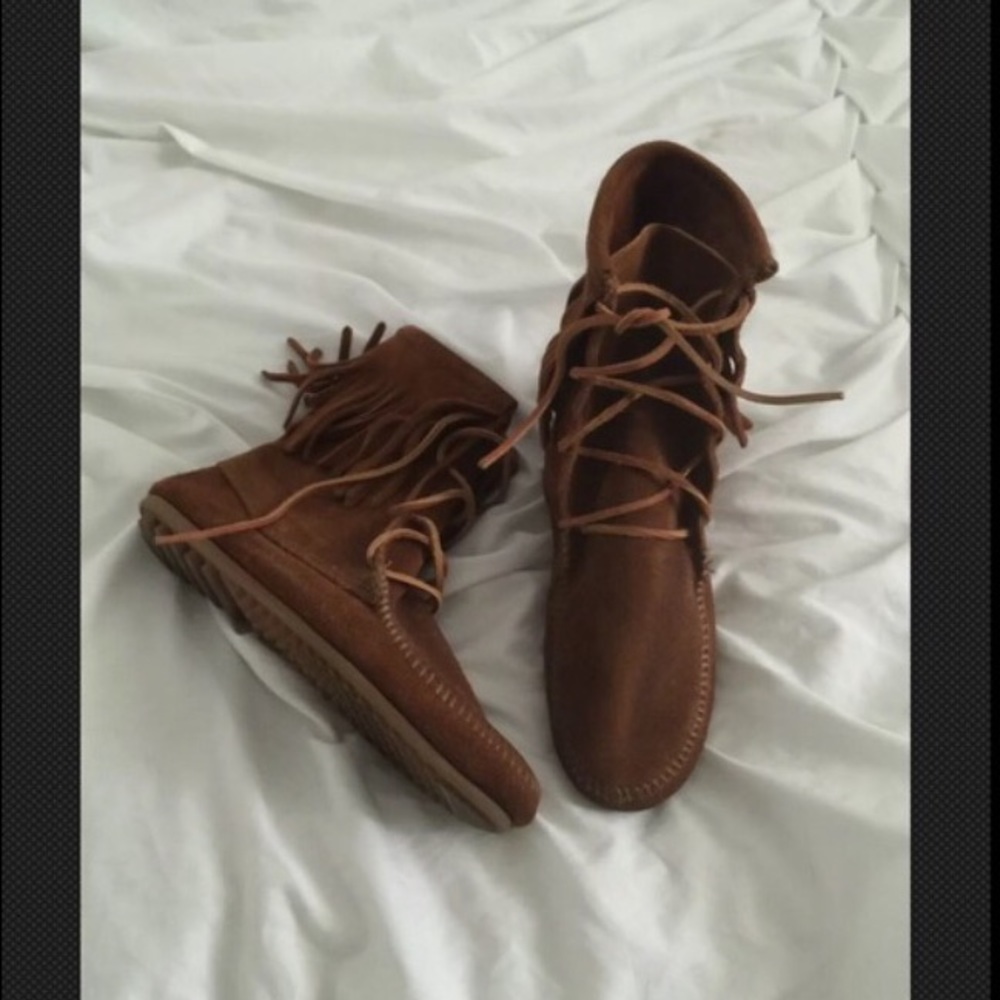 Minnetonka Fringe Ankle Boots