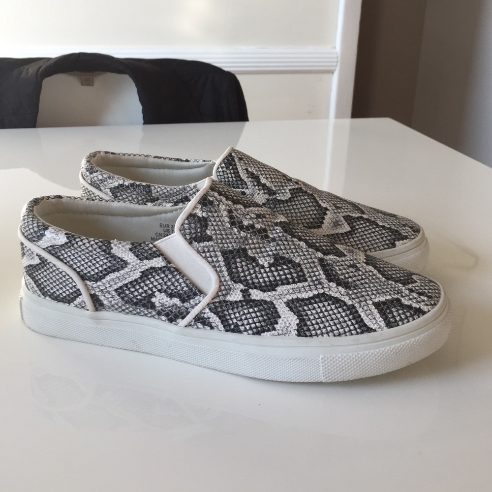 H&M snake print slip-on sneaker