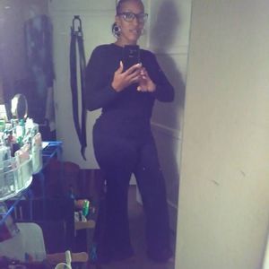 Meet your Posher, Angie